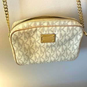 Authentic Michael kors purse